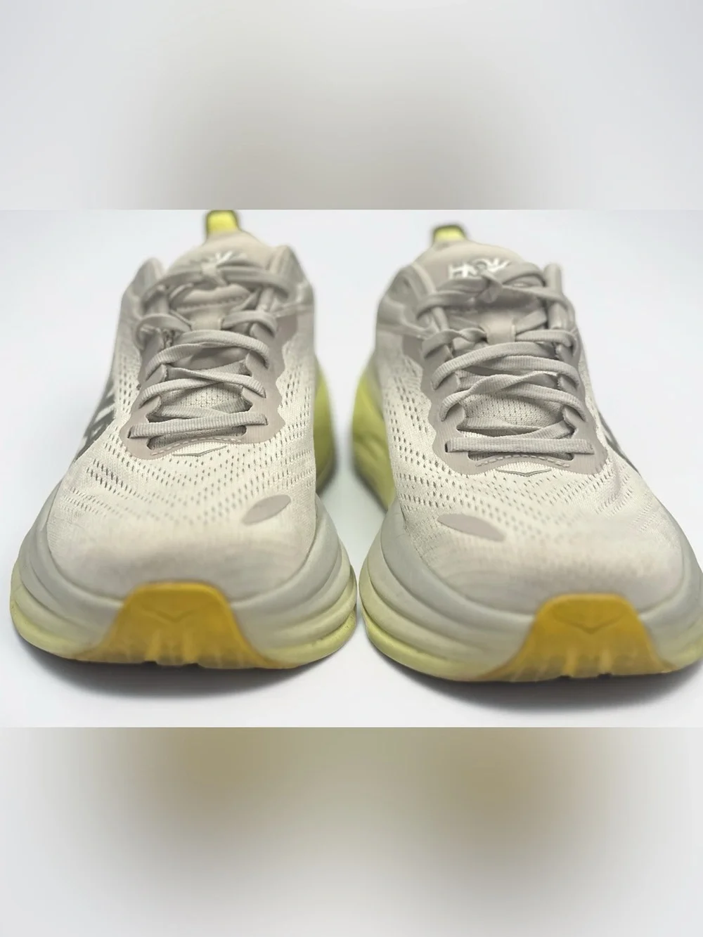 HOKA Bondi 8 Nimbus Cloud Luminary Green Women’s Size 8 Walking Running